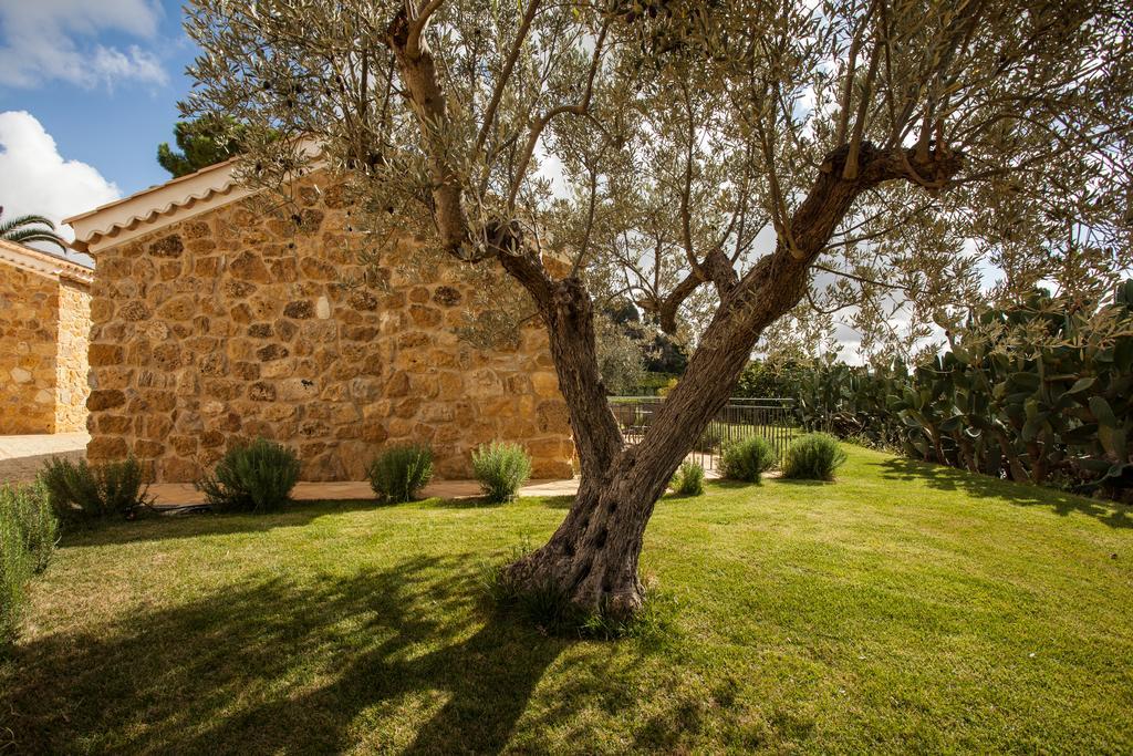 Agriturismo Feudo Muxarello Aragona ภายนอก รูปภาพ