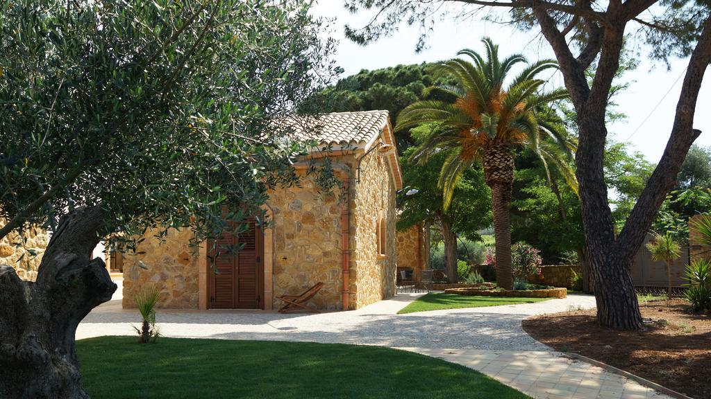 Agriturismo Feudo Muxarello Aragona ภายนอก รูปภาพ