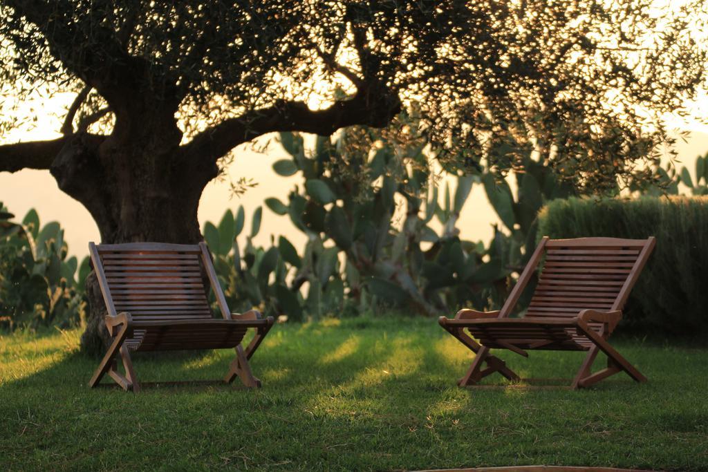 Agriturismo Feudo Muxarello Aragona ภายนอก รูปภาพ