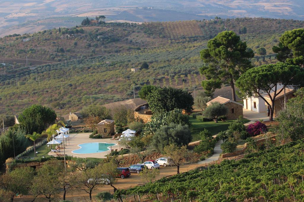 Agriturismo Feudo Muxarello Aragona ภายนอก รูปภาพ