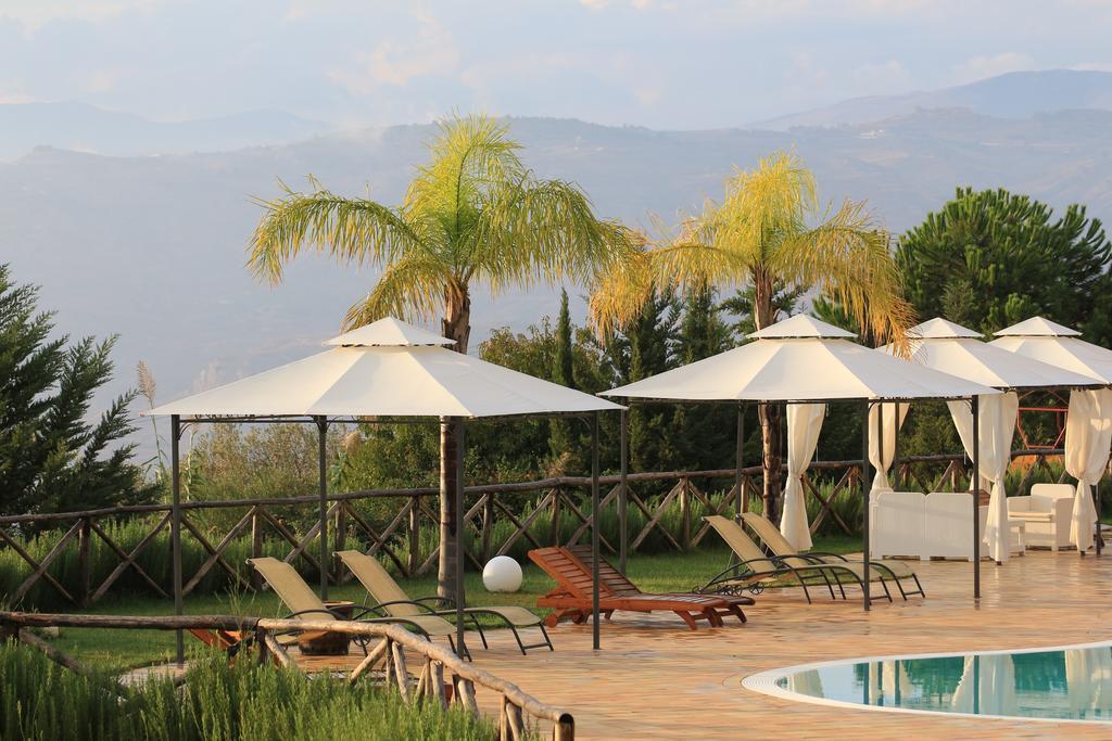 Agriturismo Feudo Muxarello Aragona ภายนอก รูปภาพ